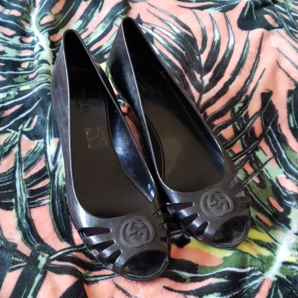 Gucci Shoes - GUCCI Black Peeptoe Wedges Size 38/8